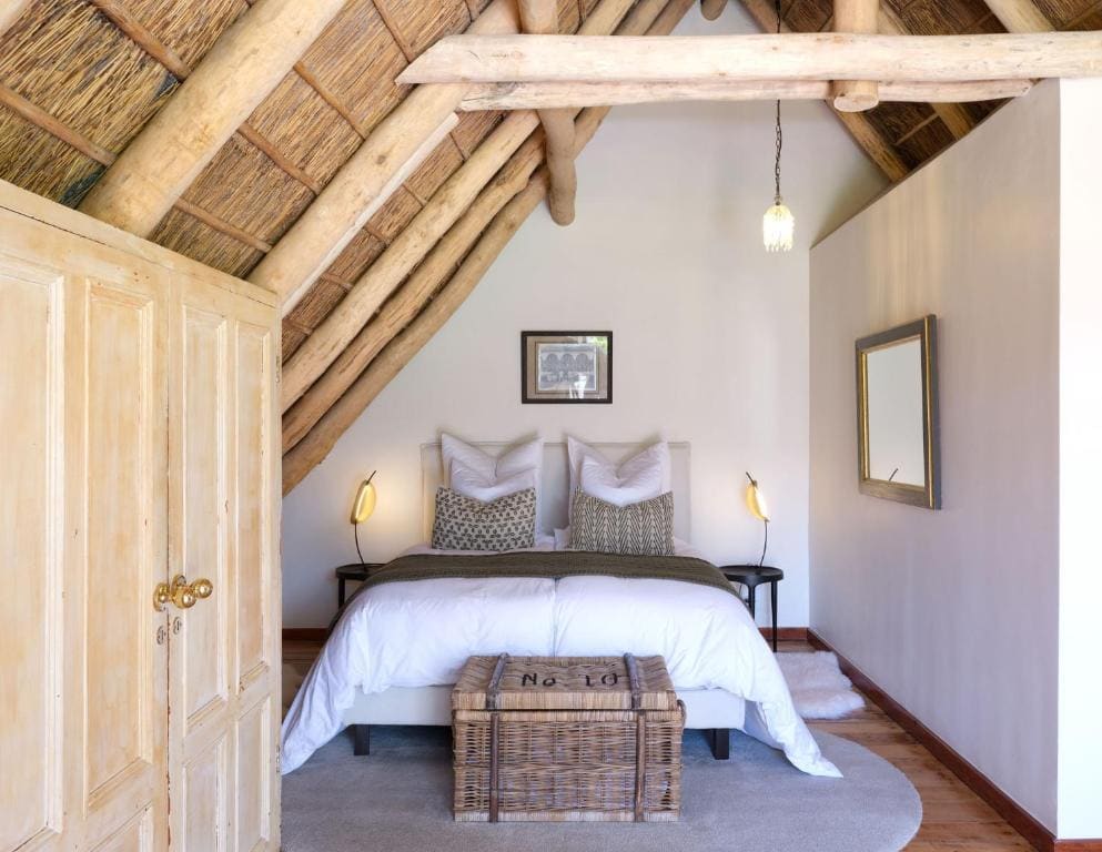 Double Room with Garden View room - Image 3