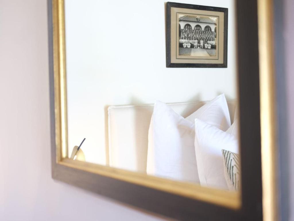 Double Room with Garden View room - Image 2