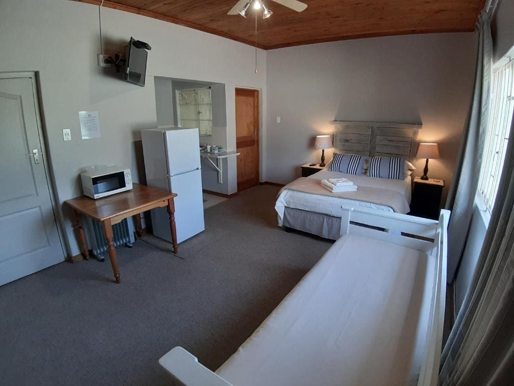 Double or Twin Room room - Image 3