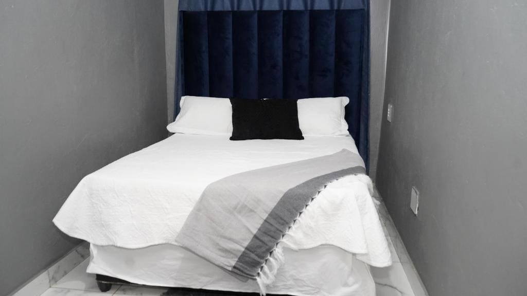 Deluxe Double Room room - Image 2