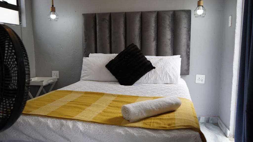 One-Bedroom Chalet room - Image 1