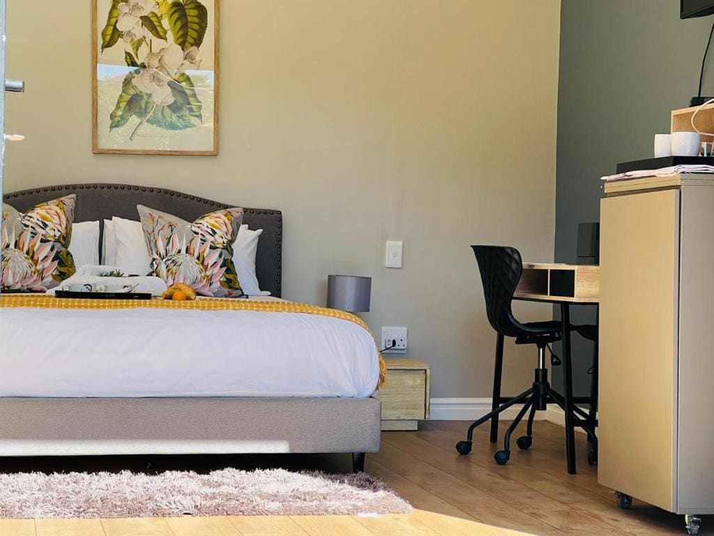 Deluxe Room room - Image 2