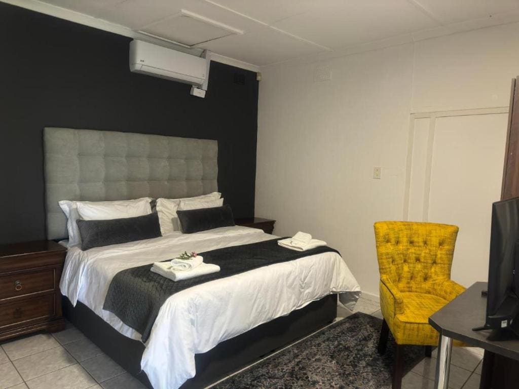 Double or Twin Room room - Image 1