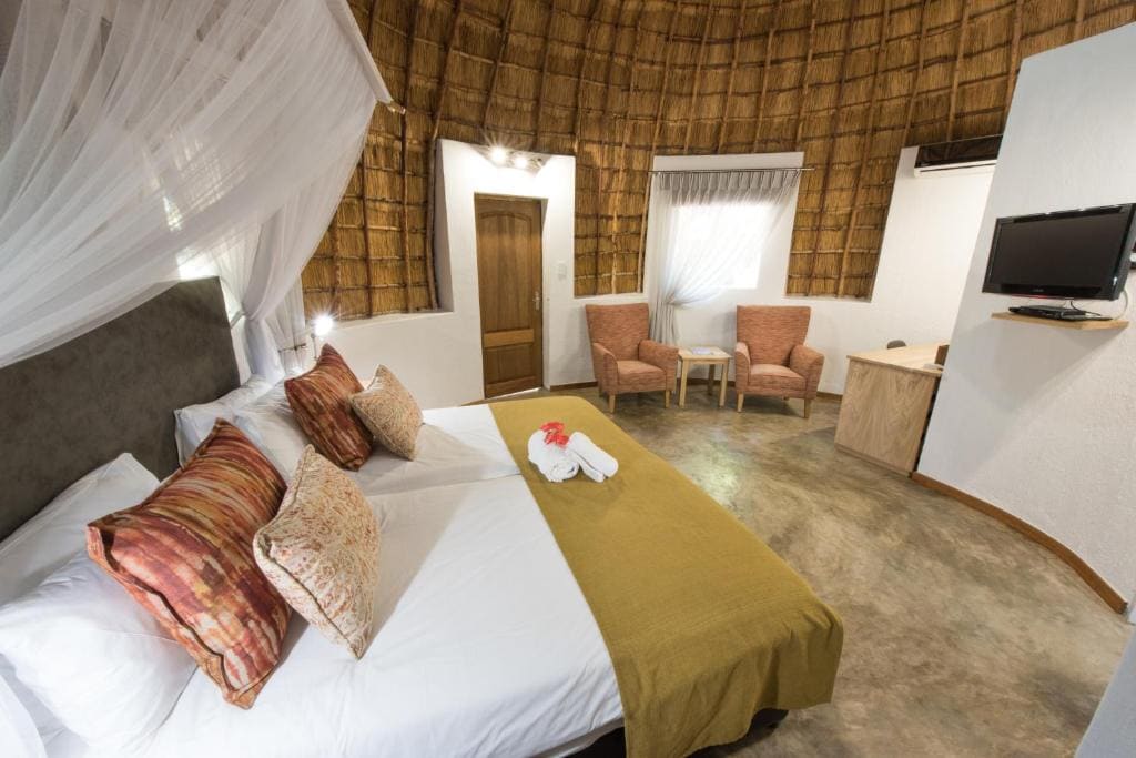Standard Twin Room with Garden View room - Image 2