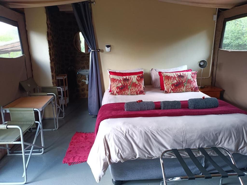 Tent room - Image 2