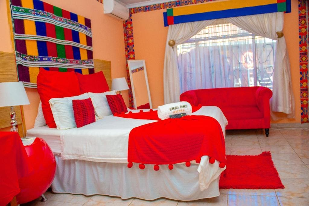 Executive Suite room - Image 2
