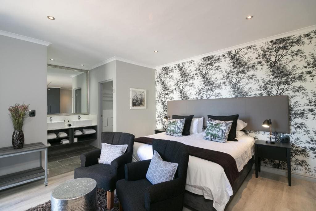 Family Room room - Image 3