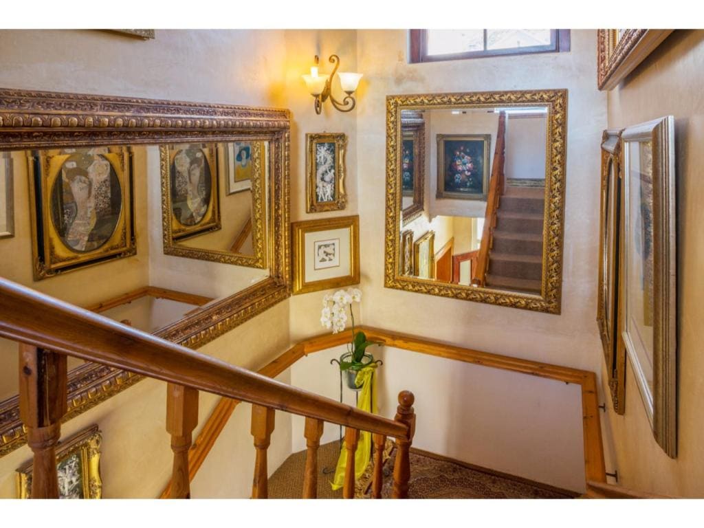 Queen Studio room - Image 1