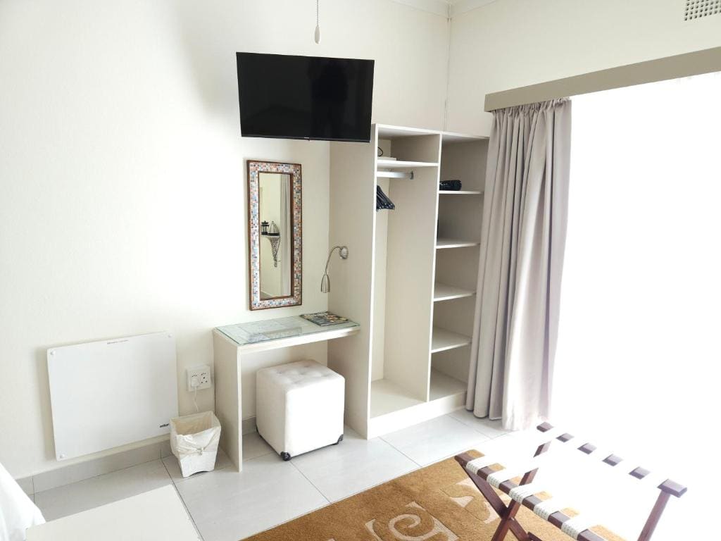 Apartment room - Image 3