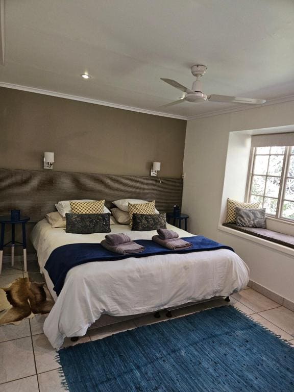 Apartment room - Image 2