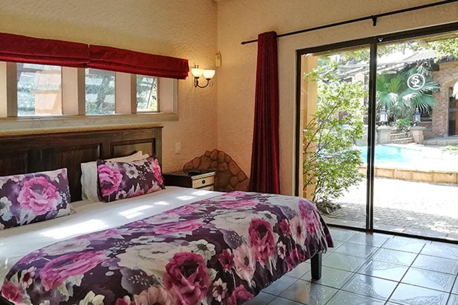 Deluxe Double Room with Balcony room - Image 1
