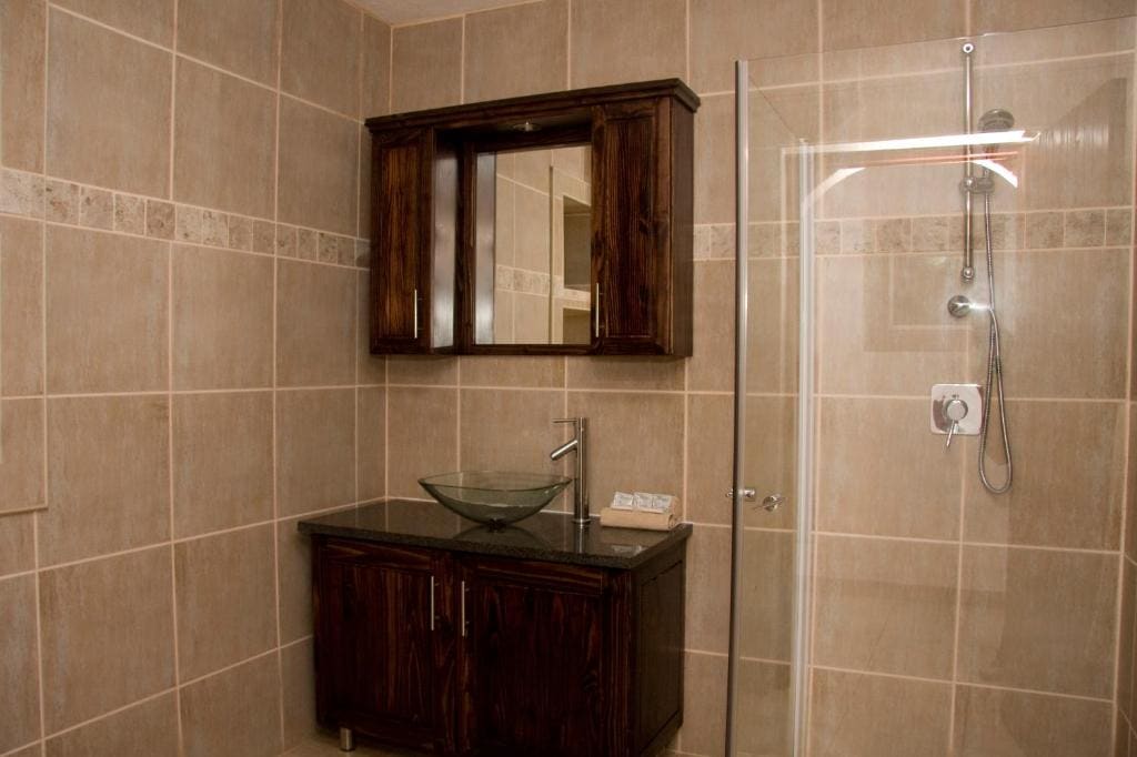 Deluxe Double or Twin Room with Sea View room - Image 3