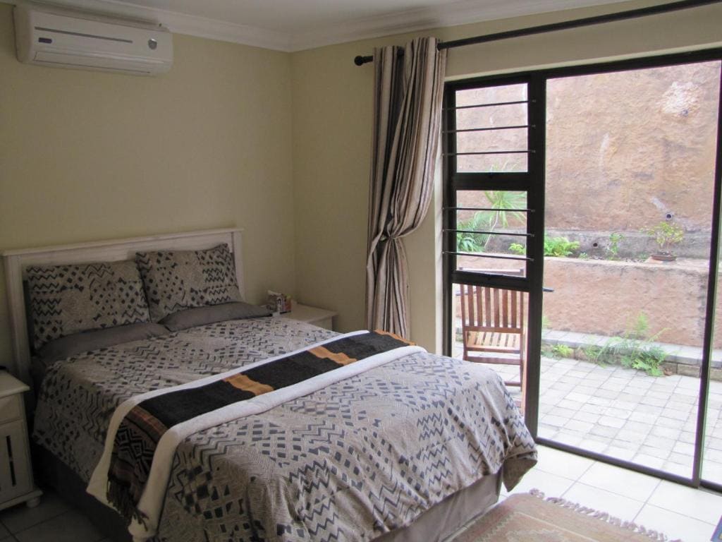 Queen Room room - Image 3
