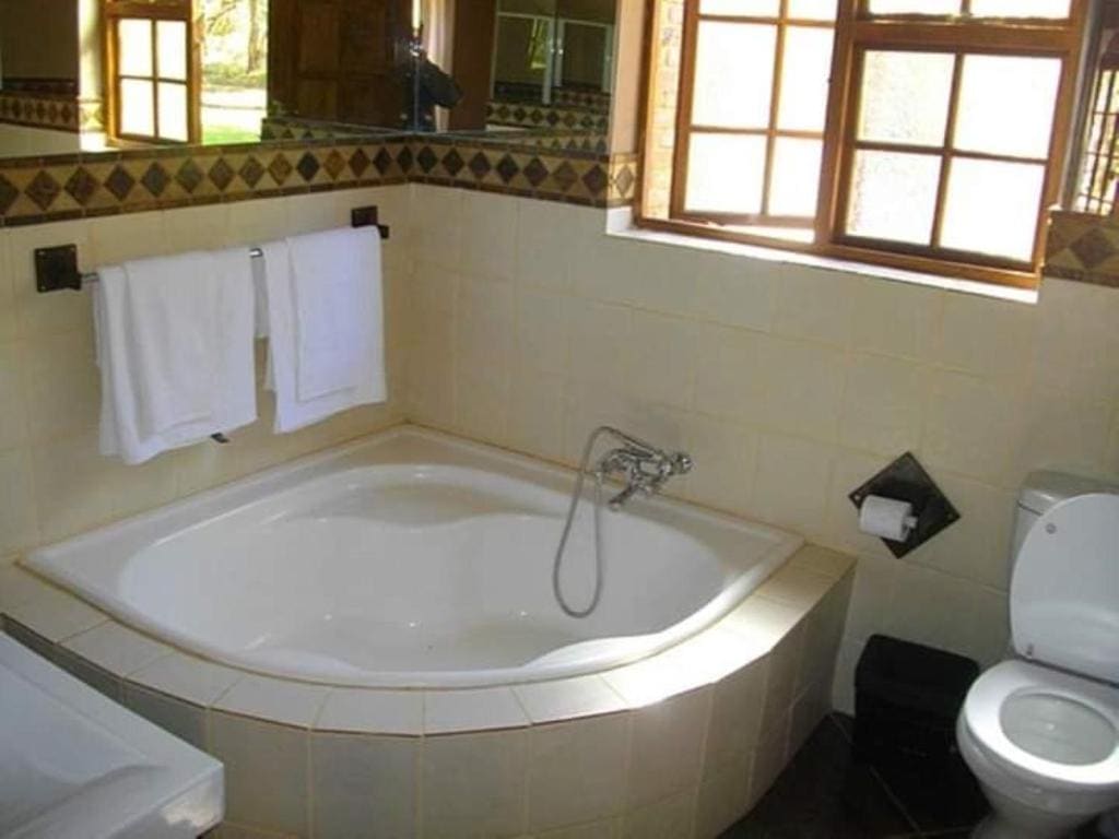 Family Room room - Image 2