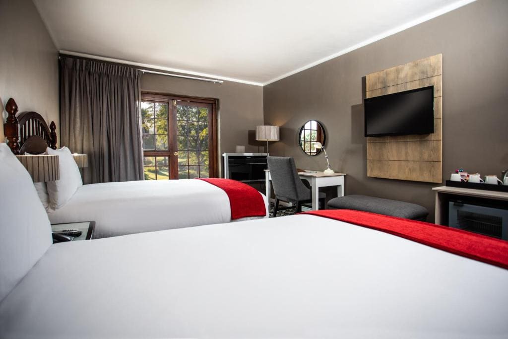 Superior Double or Twin Room room - Image 1