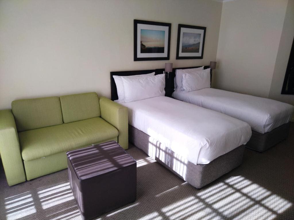 Standard Twin Room room - Image 2