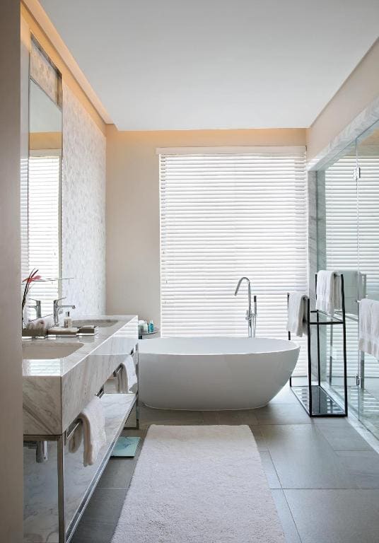 Executive Suite room - Image 2
