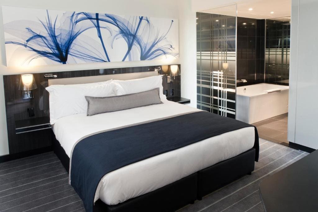 Luxury Suite room - Image 3