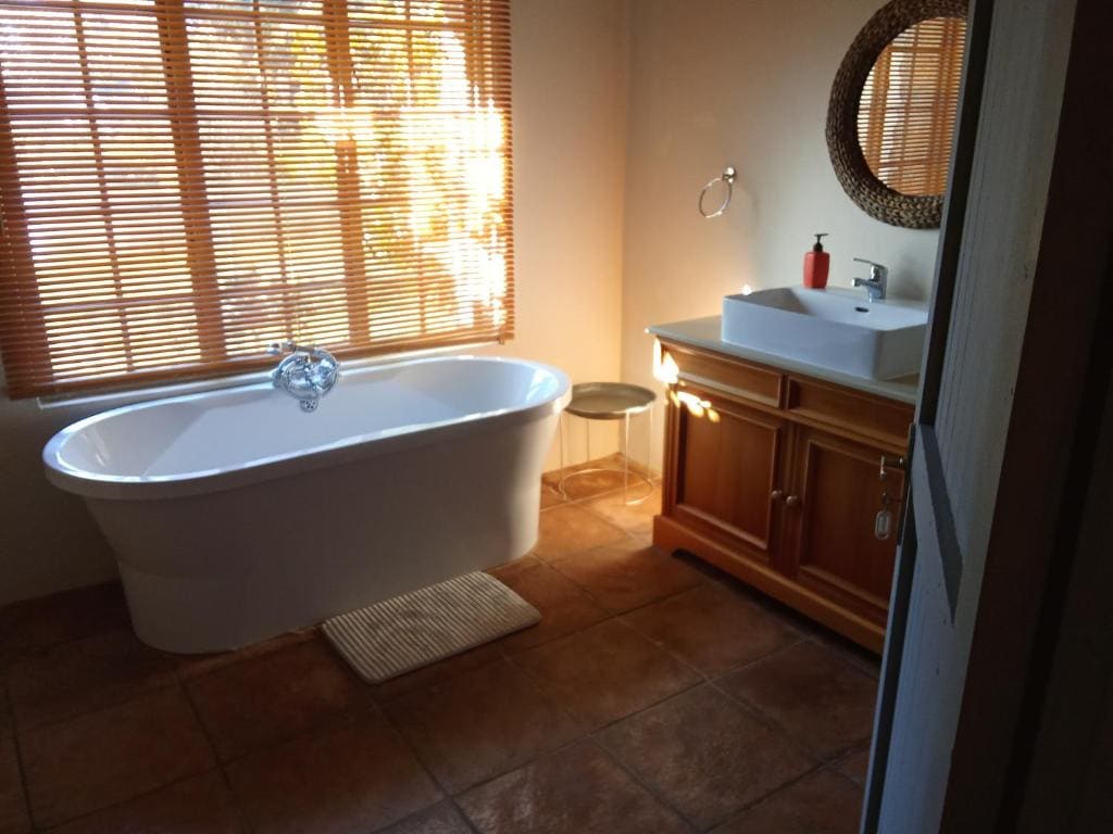 Three-Bedroom Holiday Home room - Image 2