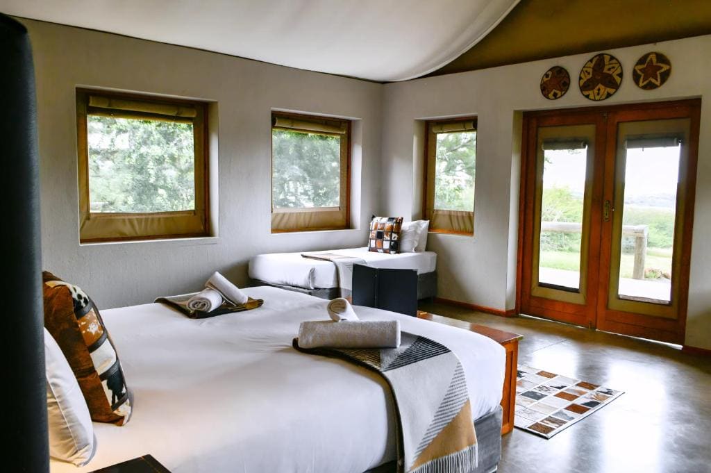Family Room with Balcony including game drives. room - Image 2