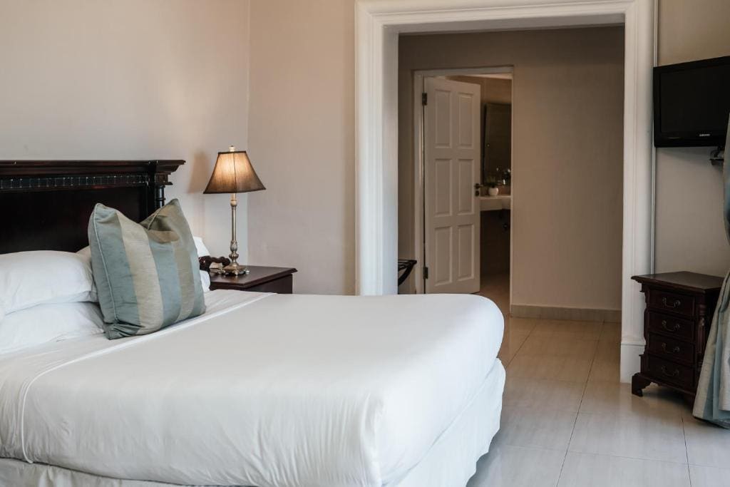 Suite with Garden View room - Image 1