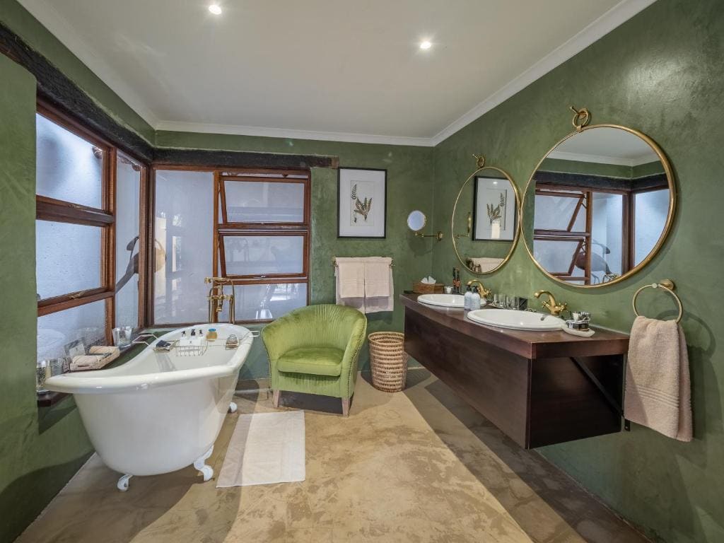 Two Bedroom Suite room - Image 2