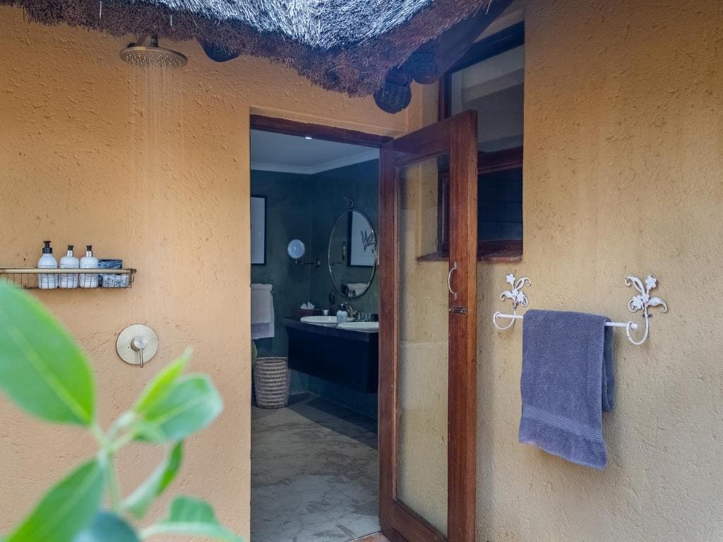 One Bedroom Suite room - Image 1