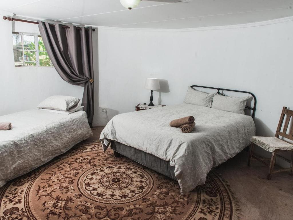 Standard Triple Room room - Image 1