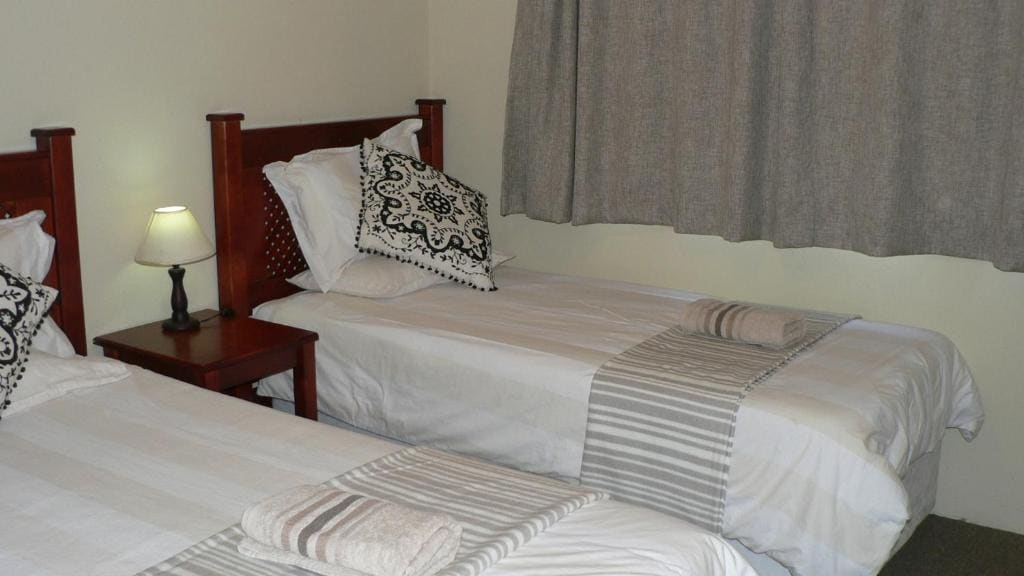 Three-Bedroom Chalet room - Image 3