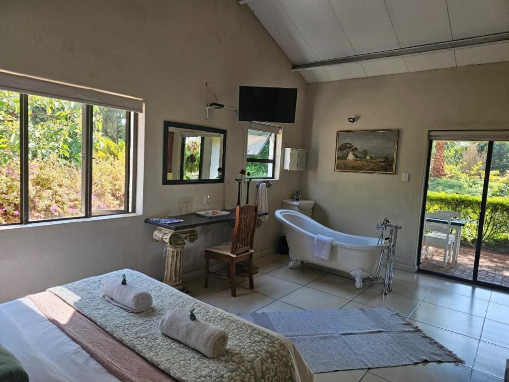 Double Room with Garden View room - Image 1