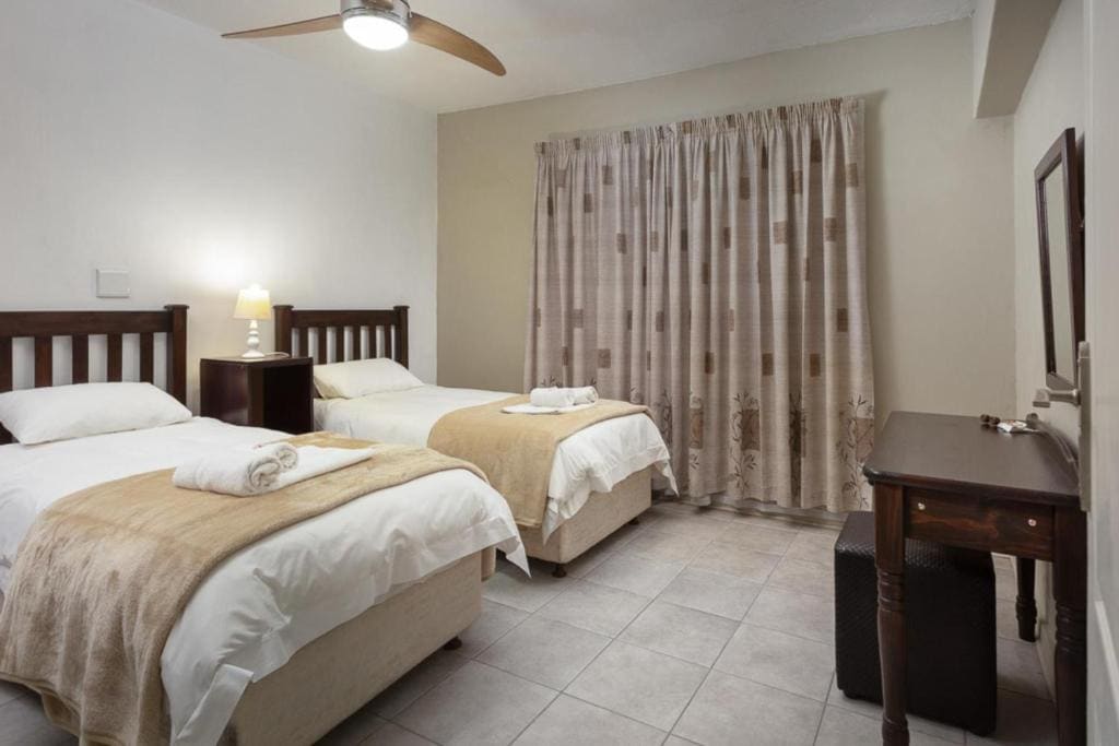 Family Room room - Image 1