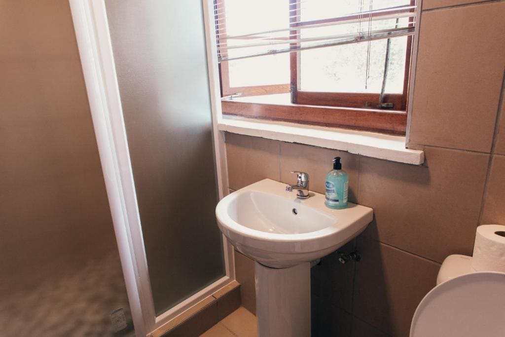 Double Room with Private Bathroom room - Image 1