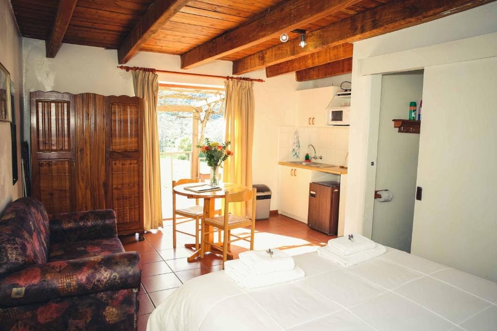 Budget Double Room room - Image 2