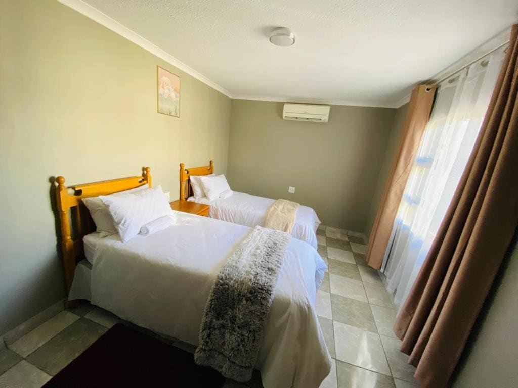Apartment with Garden View room - Image 2