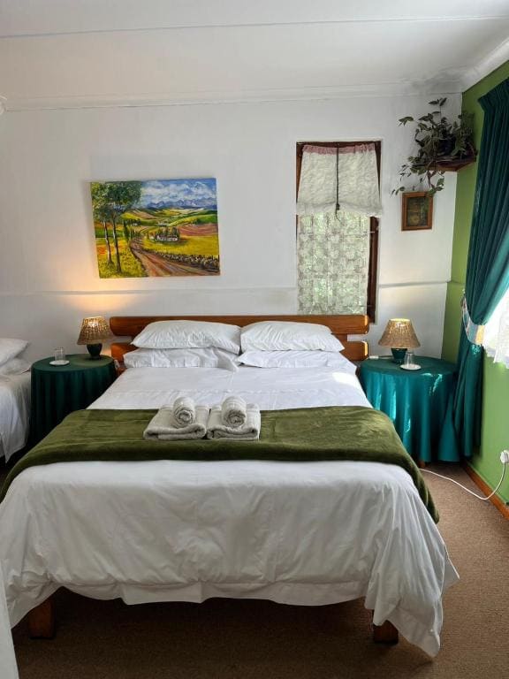 Double Room with Private Bathroom room - Image 2