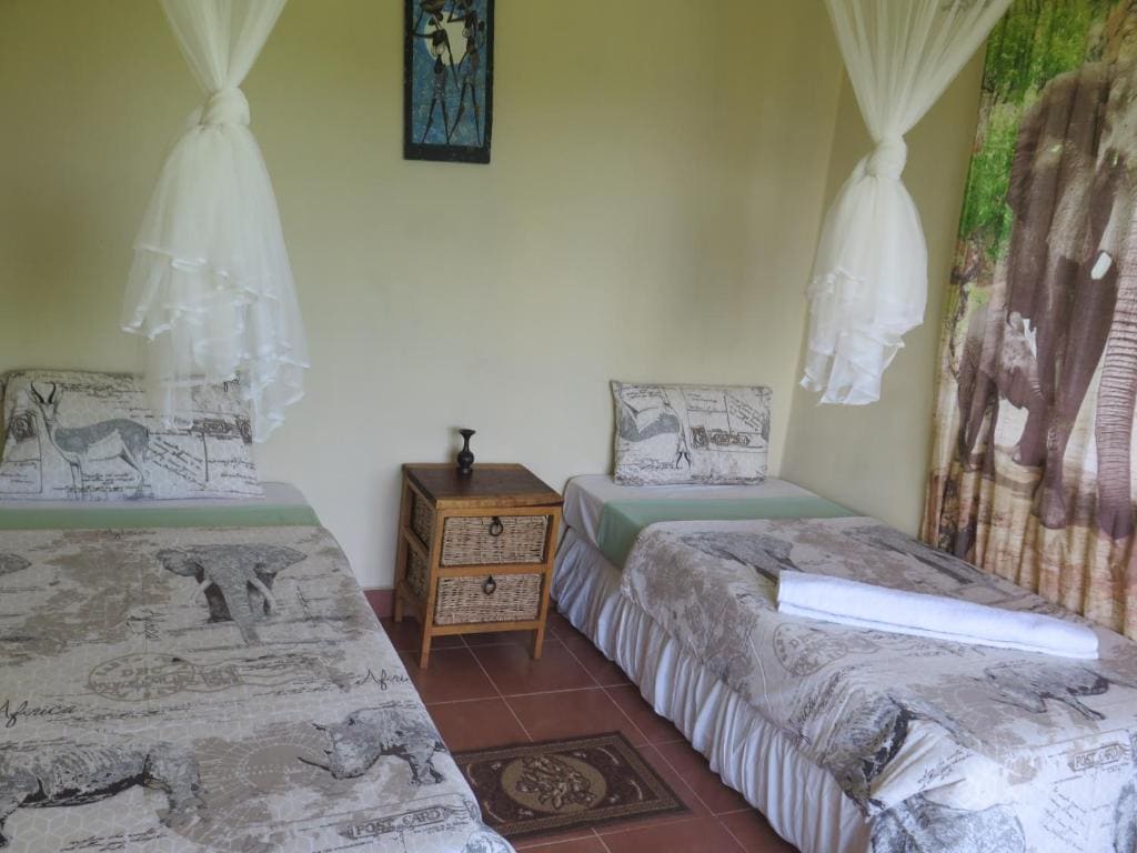 One-Bedroom Chalet room - Image 2