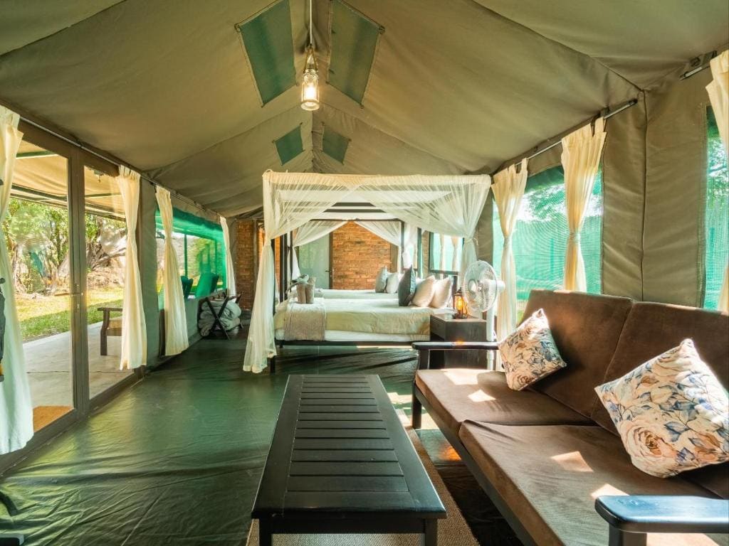Deluxe Tent room - Image 3