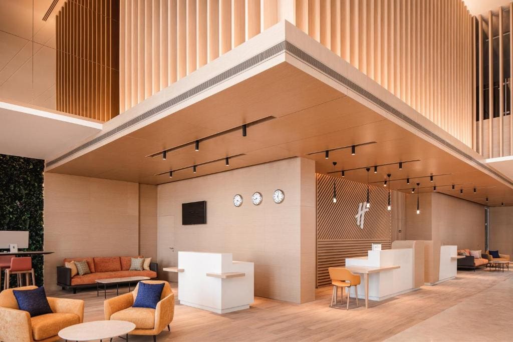 Holiday Inn & Suites - Dubai Science Park by IHG - View 6