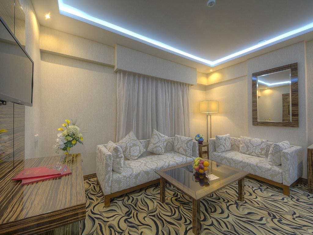 Orchid Vue Hotel - View 4