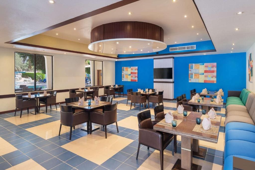 Radisson Blu Hotel & Resort, Al Ain - View 7