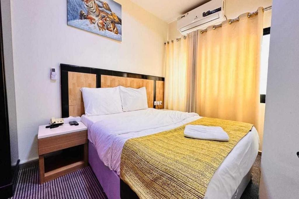 Sharjah Plaza Hotel - View 2