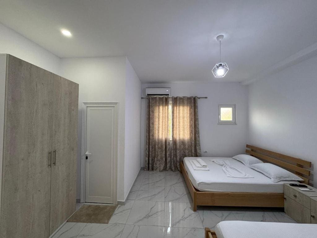 Hotel A & V Dodani - View 7