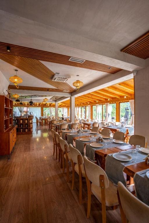 Hotel Restaurant Alpet Theth - View 4