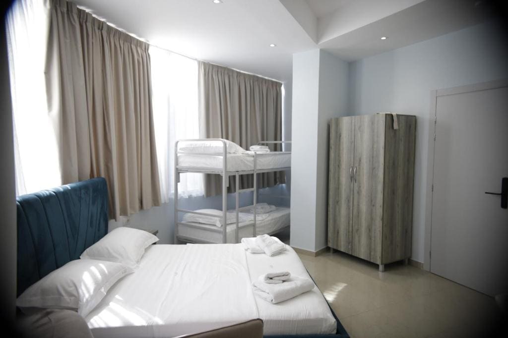 Alv Rent Rooms - View 6