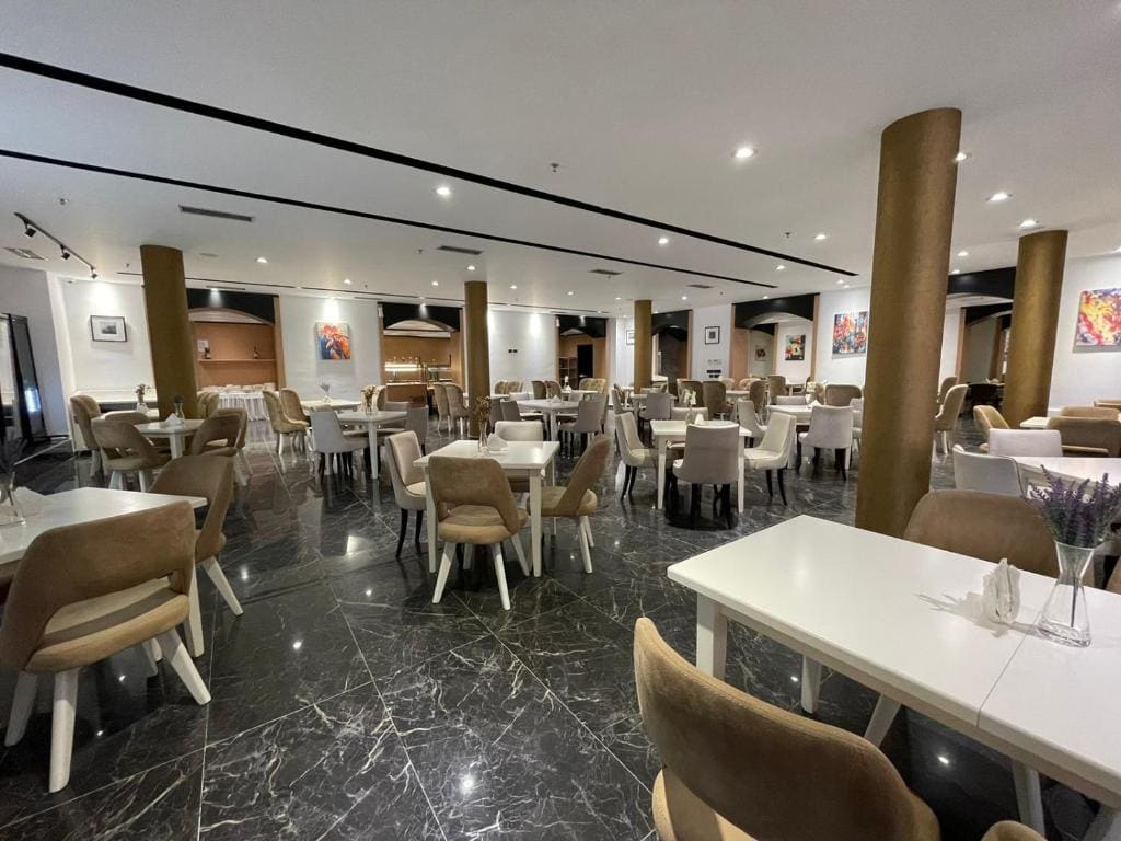 AMH Hotel Durres - View 5