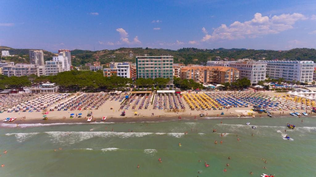 Albanian Star Hotel - Main view