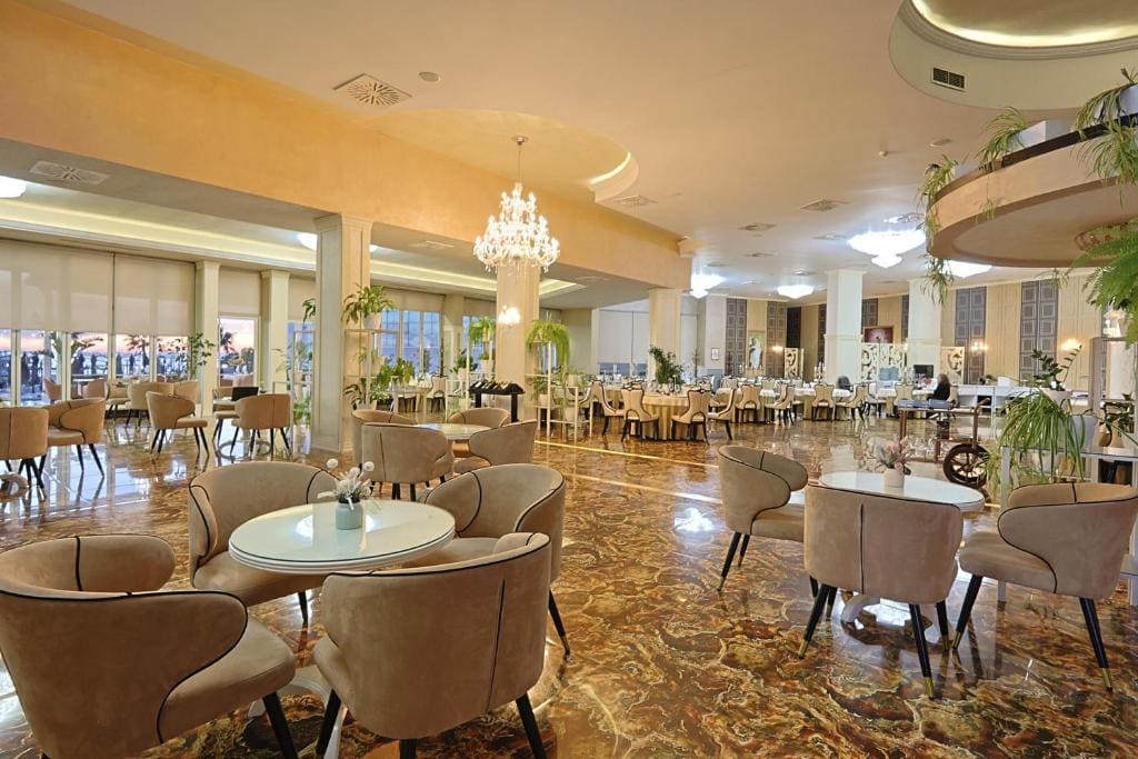 Hotel Bleart - View 3