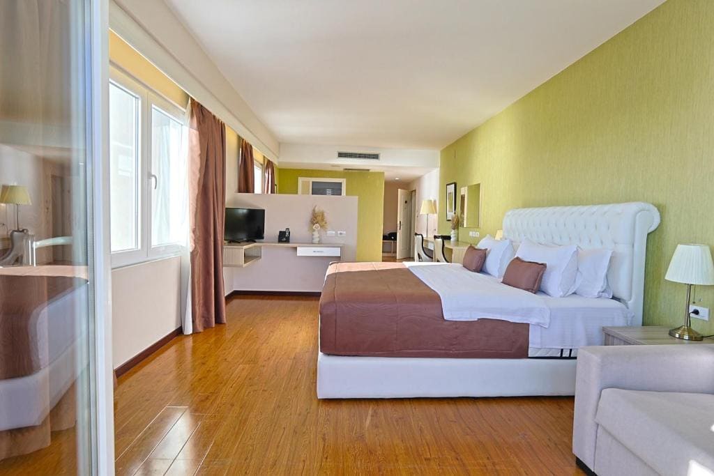 Hotel Bleart - View 7