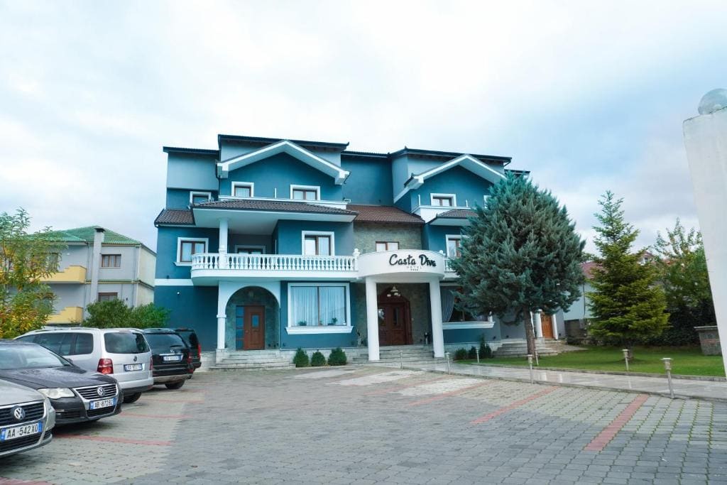 Casta Diva Boutique Hotel - Main view