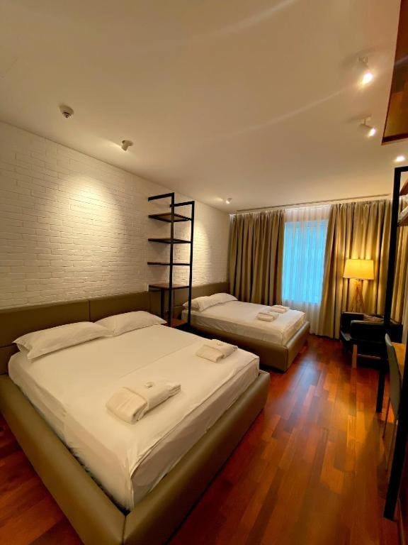 Crown Boutique Hotel - View 6